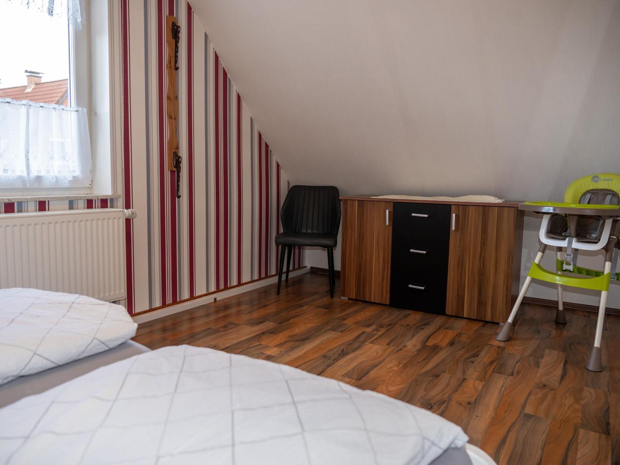 Apartment As Bi Uns To Huus *